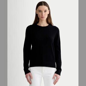Classic Crew Cashmere Sweater (Black)